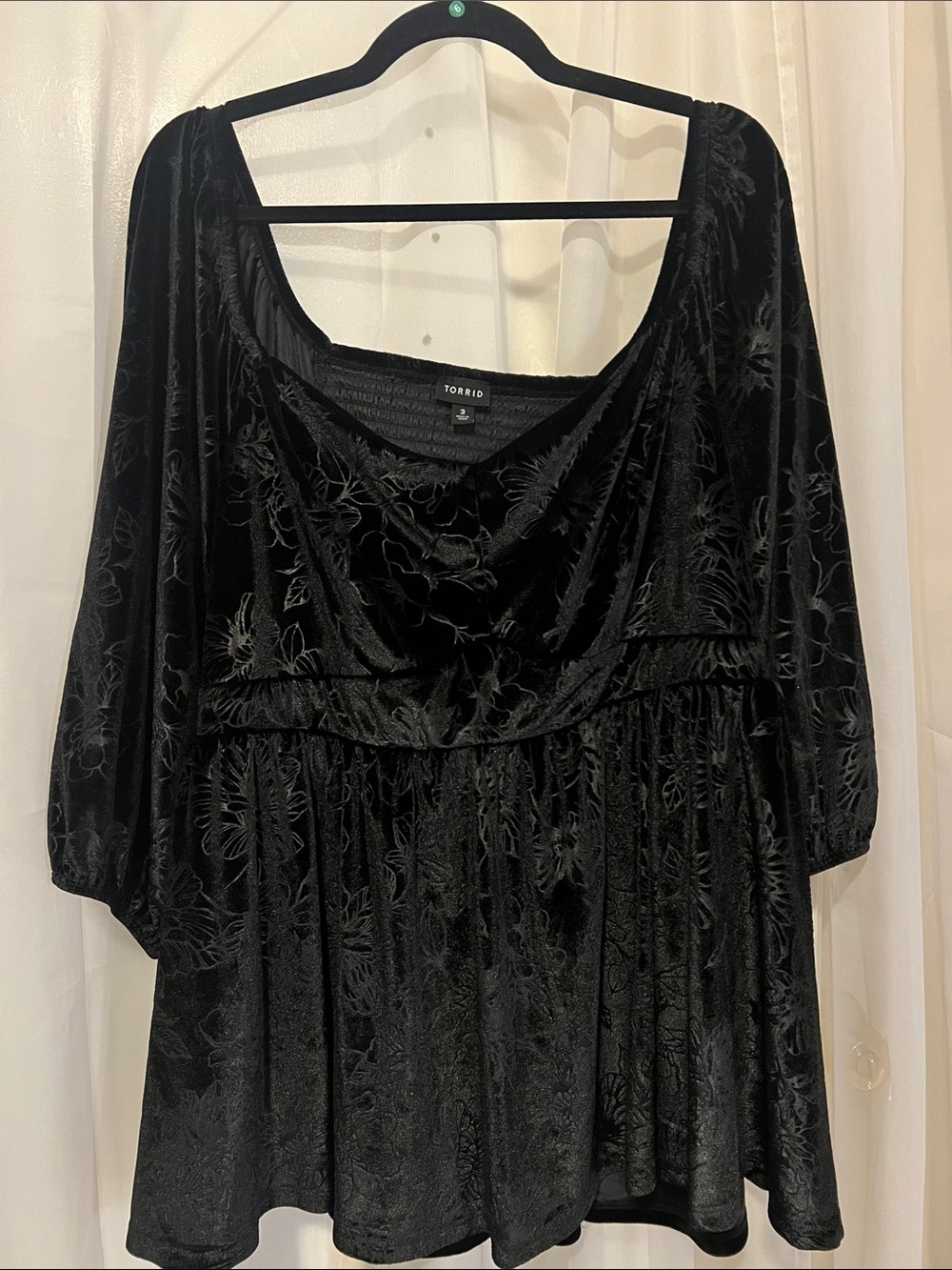 torrid Black Floral Jacquard Peplum Tunic Top